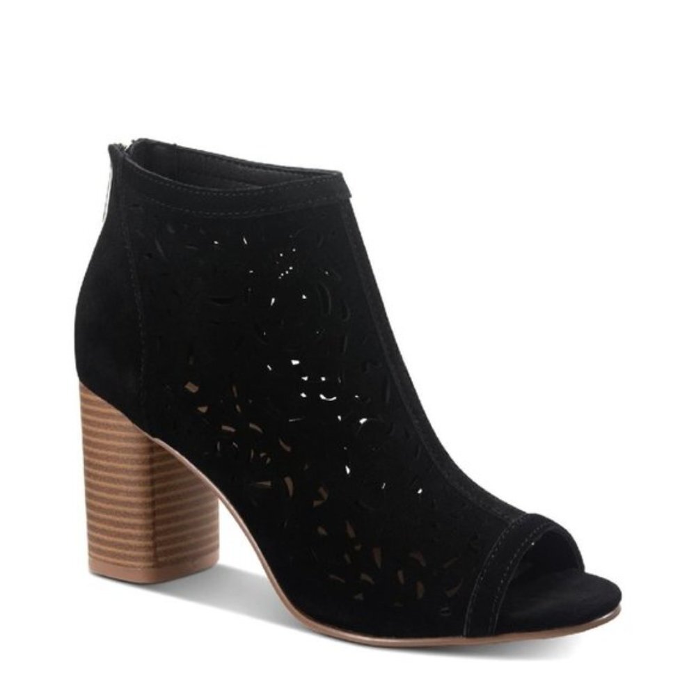 American Rag Glia Suede Shooties